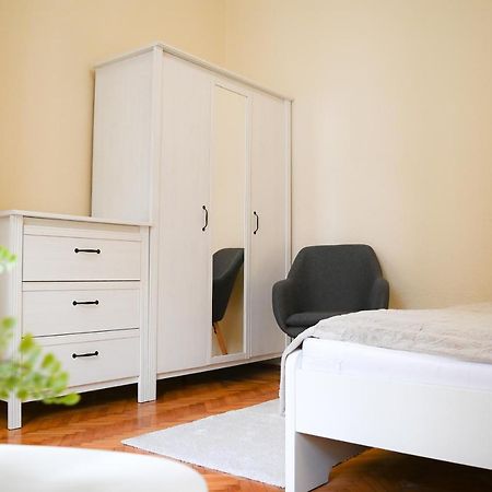 Your home in Budapest: cozy, central&silent Extérieur photo